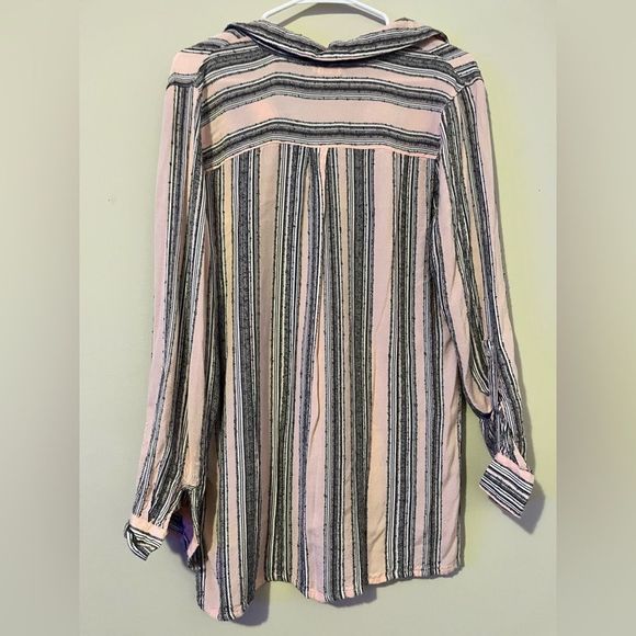 Tea Rose Top - Picture 2 of 3